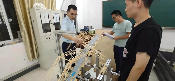 国赛教师指导.jpg